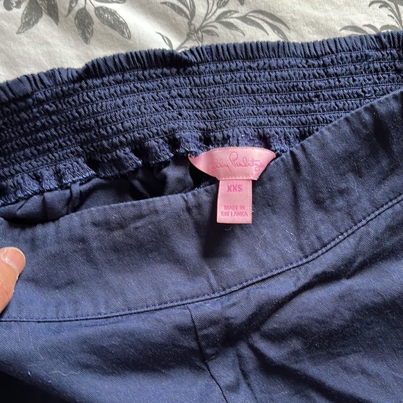 Lilly Pulitzer scalloped shorts in navy blue size XXS - Picture 4 of 5